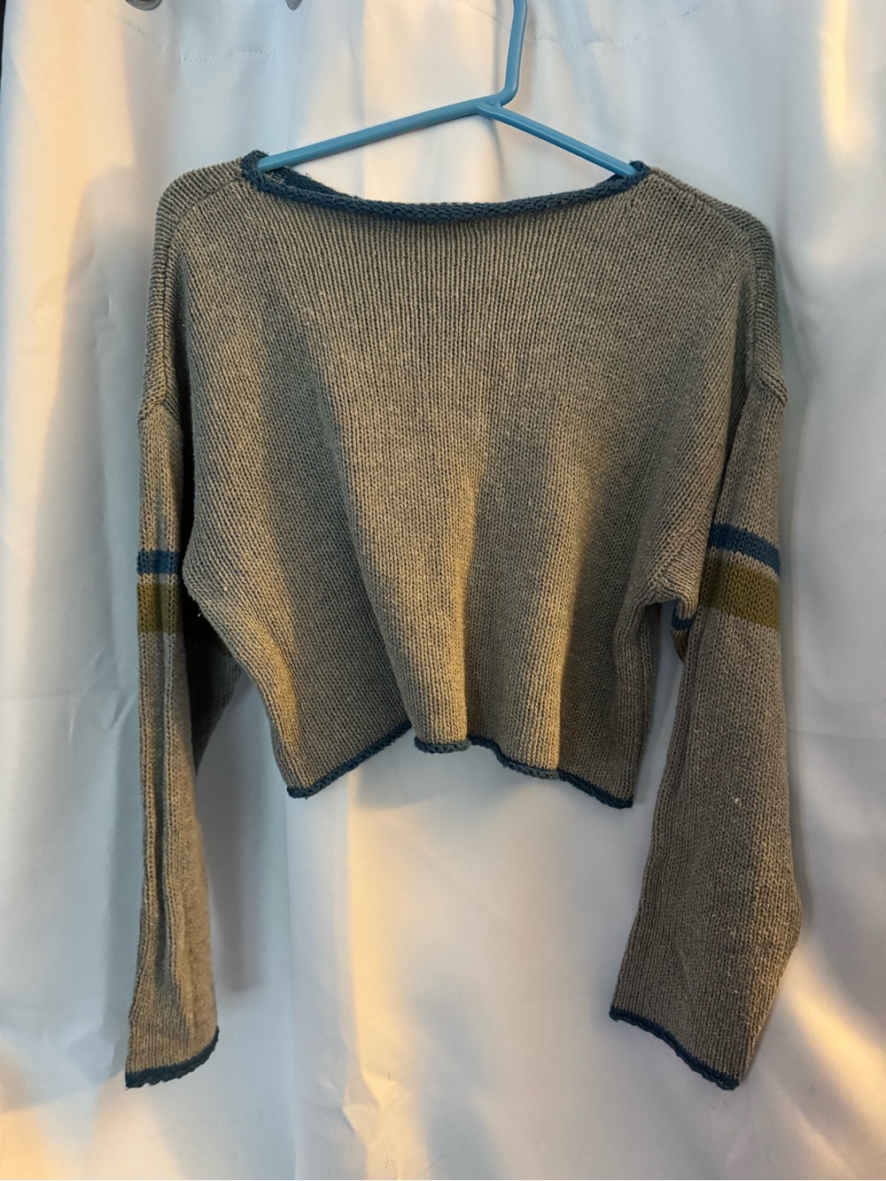 Cropped Crewneck Women’s Sweater in Grey with Blue Trim